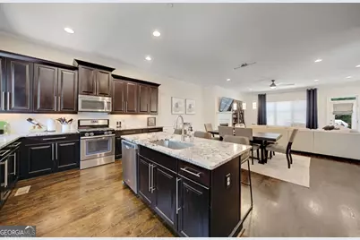909 Dumaine Trace, Sandy Springs, GA 30328 - Photo 16