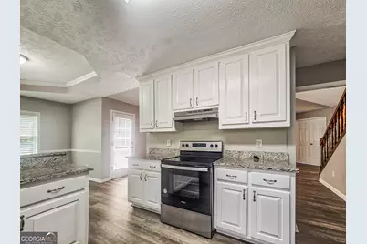768 Wilkes Drive, Loganville, GA 30052 - Photo 6