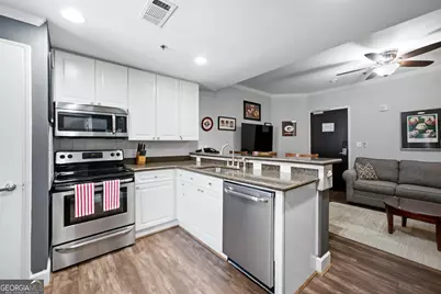 250 W Broad Street #APT 612, Athens, GA 30601 - Photo 4