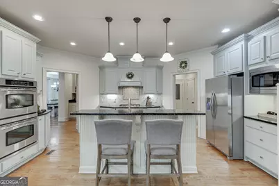 1373 Mountain Lake Drive, Auburn, GA 30011 - Photo 16
