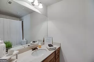 1373 Mountain Lake Dr, Auburn, GA 30011 - Photo 38