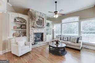 1373 Mountain Lake Dr, Auburn, GA 30011 - Photo 18