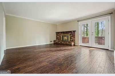 300 Cruise Court, Roswell, GA 30076 - Photo 16