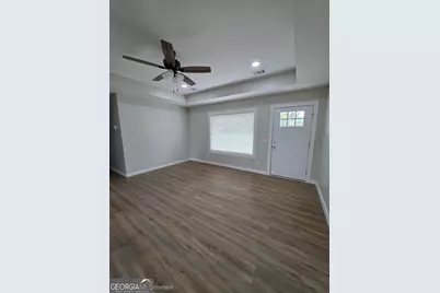 42 Fourth Avenue, Hazlehurst, GA 31539 - Photo 6