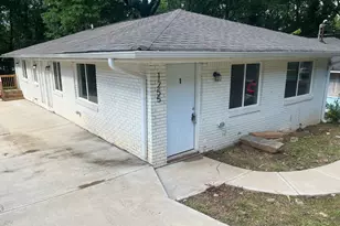 1255 Pine Ave, East Point, GA 30344 - Photo 2