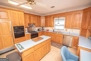 110 Holly Dr, Warner Robins, GA 31088 - Photo 32