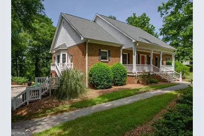 110 Holly Drive, Warner Robins, GA 31088 - Photo 2