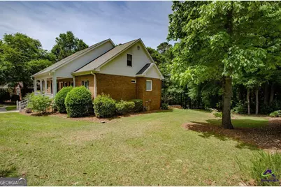 110 Holly Drive, Warner Robins, GA 31088 - Photo 8