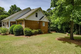 110 Holly Dr, Warner Robins, GA 31088 - Photo 8