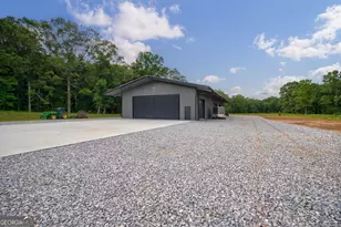 1321A Garrett Rd, Statham, GA 30666 - Photo 2