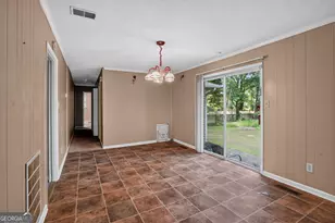 2336 Carnes Rd, Jonesboro, GA 30236 - Photo 2