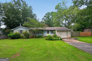 2336 Carnes Rd, Jonesboro, GA 30236 - Photo 1