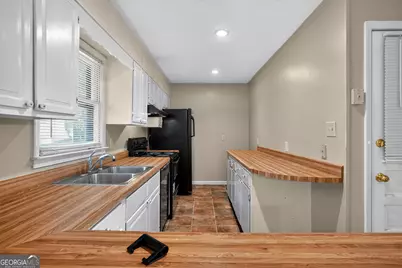 2336 Carnes Road, Jonesboro, GA 30236 - Photo 10
