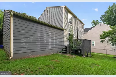 585 Woodcrest Manor Drive, Stone Mountain, GA 30083 - Photo 16