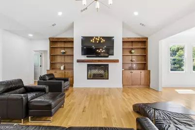 4275 Haynes Circle SW, Snellville, GA 30039 - Photo 12