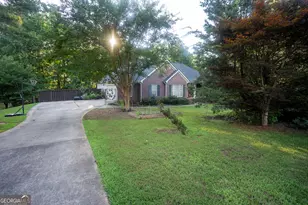 115 Planters Ridge Dr, Lagrange, GA 30240 - Photo 1