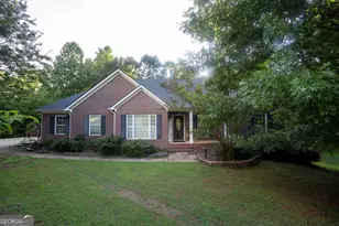 115 Planters Ridge Dr, Lagrange, GA 30240 - Photo 2