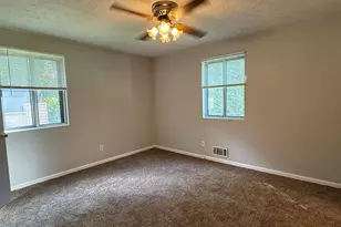 4101 Springlake Cir, Buford, GA 30519 - Photo 4