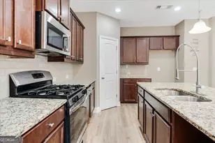 250 Jackson Ave, Braselton, GA 30517 - Photo 10
