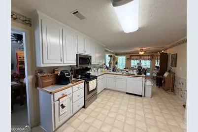 4090 Forest View Drive SE, Conyers, GA 30094 - Photo 12