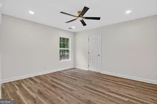 4322 Lower Fayetteville Rd, Sharpsburg, GA 30277 - Photo 14