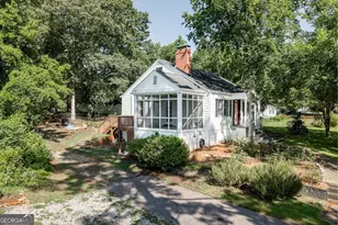 1686 S Milledge Ave, Athens, GA 30606 - Photo 4