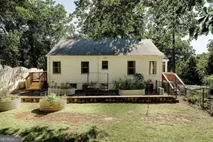 1686 S Milledge Ave, Athens, GA 30606 - Photo 2