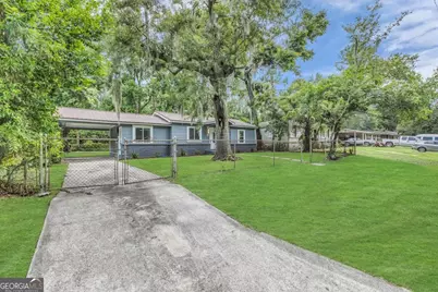 2217 Vicksburg Drive, Savannah, GA 31404 - Photo 8