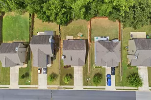1057 Hartwell Rd, Locust Grove, GA 30248 - Photo 4