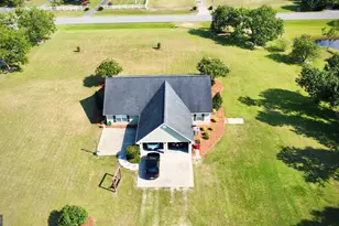 2402 Zoar Rd, Baxley, GA 31513 - Photo 10
