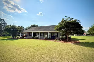 2402 Zoar Rd, Baxley, GA 31513 - Photo 12