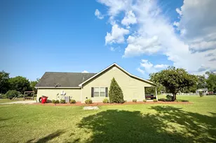 2402 Zoar Rd, Baxley, GA 31513 - Photo 22