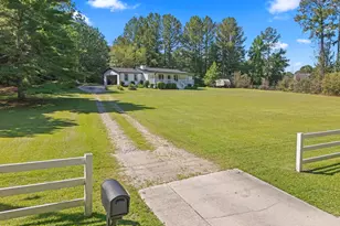 4743 Bryant Dr, Snellville, GA 30039 - Photo 4