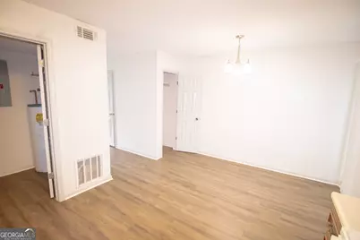 251 Knight Drive #APT 10, Statesboro, GA 30458 - Photo 6