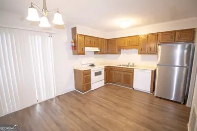 251 Knight Drive #APT 10, Statesboro, GA 30458 - Photo 2