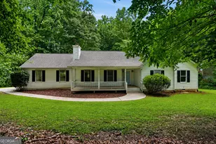 90 Grand Jct, Sharpsburg, GA 30277 - Photo 1