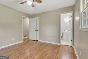 335 Kelly Dr, Fayetteville, GA 30214 - Photo 10