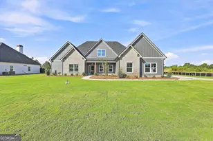 348 Grove Pk, Senoia, GA 30276 - Photo 1