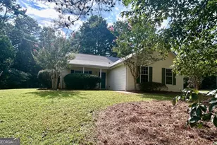 6 Saddlebrook Chase, Senoia, GA 30276 - Photo 1