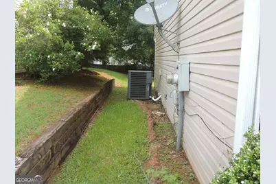 6574 Lake Mill Trace, Lithonia, GA 30038 - Photo 2