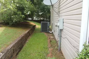 6574 Lake Mill Trce, Lithonia, GA 30038 - Photo 2