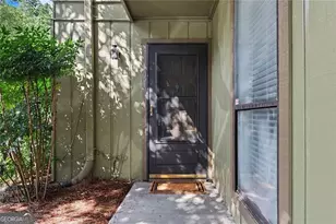 101 Dunbar Dr, Dunwoody, GA 30338 - Photo 4