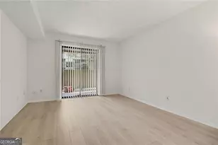 101 Dunbar Dr, Dunwoody, GA 30338 - Photo 22