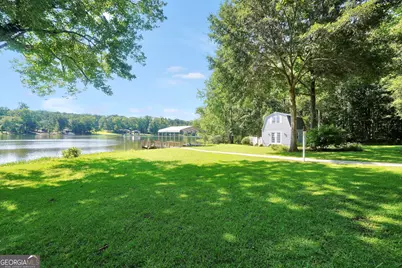 561 Harbour Shores Drive, Jackson, GA 30233 - Photo 10