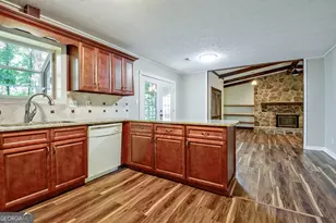 11 Logwood Ln, Newnan, GA 30265 - Photo 10