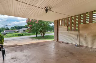2026 Pinecrest Dr, Morrow, GA 30260 - Photo 4