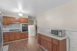 2026 Pinecrest Dr, Morrow, GA 30260 - Photo 10
