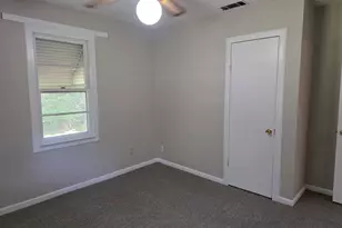 404 E Moore St, Bloomingdale, GA 31302 - Photo 14