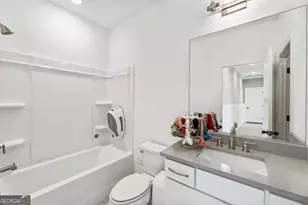 6579 Beacon Dr, Atlanta, GA 30328 - Photo 42