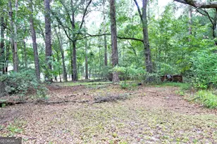 413 Wallace Cir, Bloomingdale, GA 31302 - Photo 1